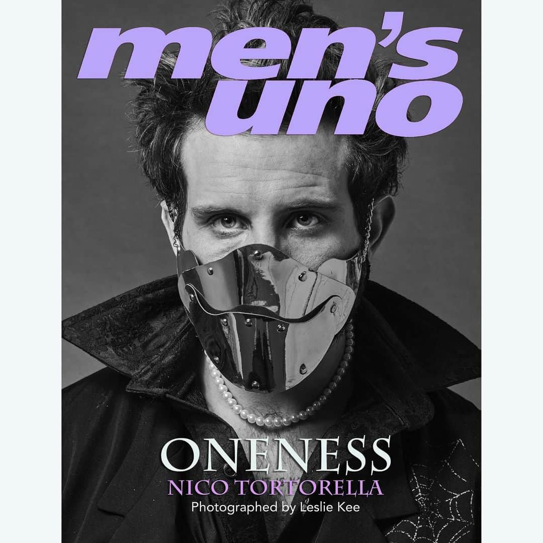 レスリー・キーさんのインスタグラム写真 - (レスリー・キーInstagram)「Men’s UNO May 2022 @mensunohk  「The Actor Nico Tortorella」  featuring @nicotortorella  Photographed @lesliekeesuper  Styling @sho_konishi  Hair @isaacdavidsonhair  Makeup @hilarioproartistry  Photo assistant @naoyasu_mera_photography @torres.is  Creation assistant @sholily_ @hannahwu._ @retozarch  Special thanks Walter Puryear  Location Andrew Freeman Home  #nicotortorella #lesliekee #shokonishi #oneness #lgbtq」5月9日 18時38分 - lesliekeesuper