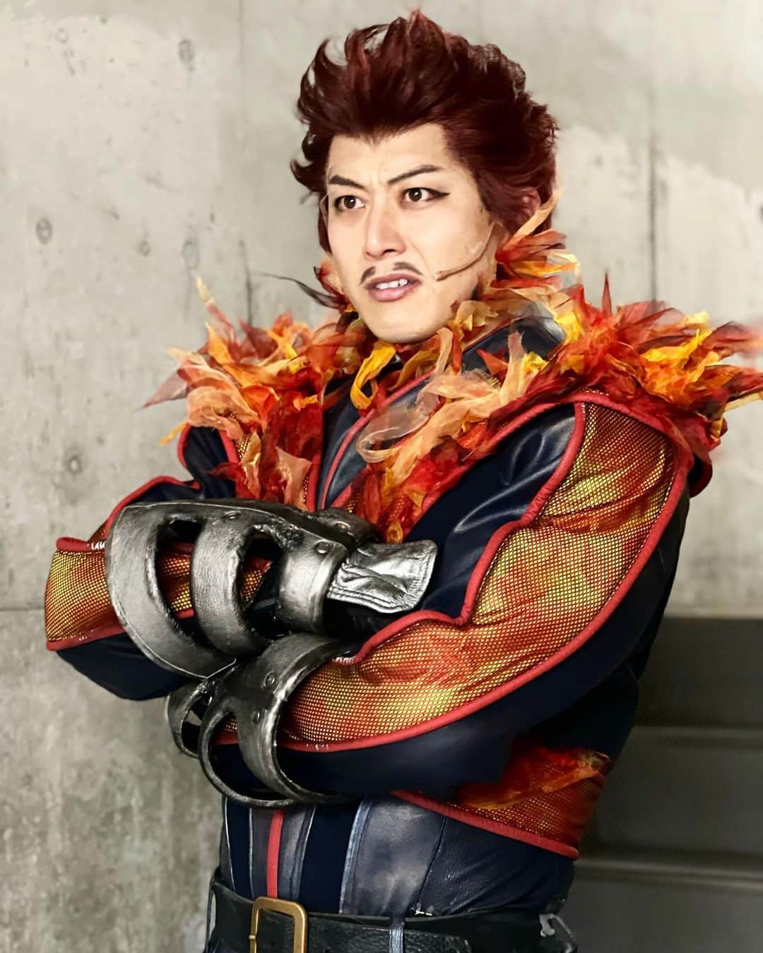 のインスタグラム：「▷エンデヴァー Endeavor  #俳優 #役者 #アニメ #ミュージカル #舞台 #表現 #芸術 #演劇 #actor #animation #anime #japan #japanese #handsome #followme #tokyo #instafollow #帅哥 #미남　#japananime #엔데버 #myheroacademia #ヒロステ #endeavour #ヒロアカ #僕のヒーローアカデミア」