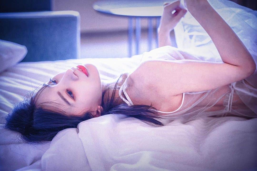 名無しの千夜子のインスタグラム：「I hope not my happiness makes someone sadness.」