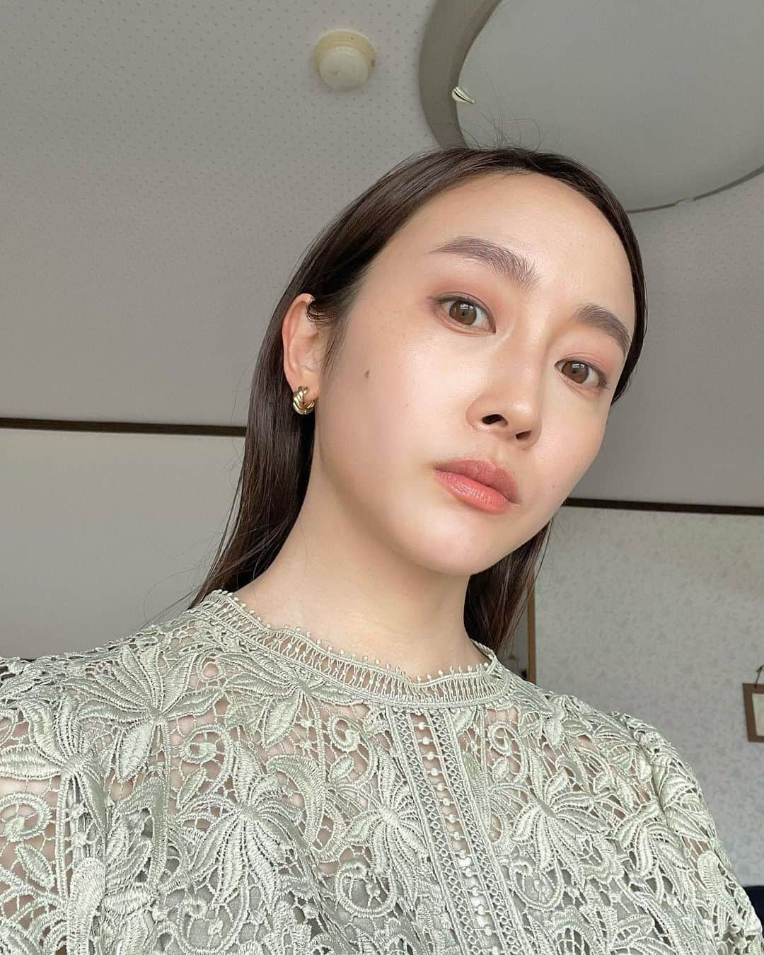 泉見祐希のインスタグラム：「久しぶりの結婚式参列。 家族愛には年々涙腺が緩む一方ですね🥲🤍いい式でした🫶🏻」
