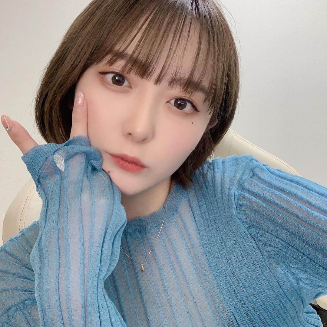 中野佑美のインスタグラム：「🦕🐳🐋  #ショートヘア #ショート」