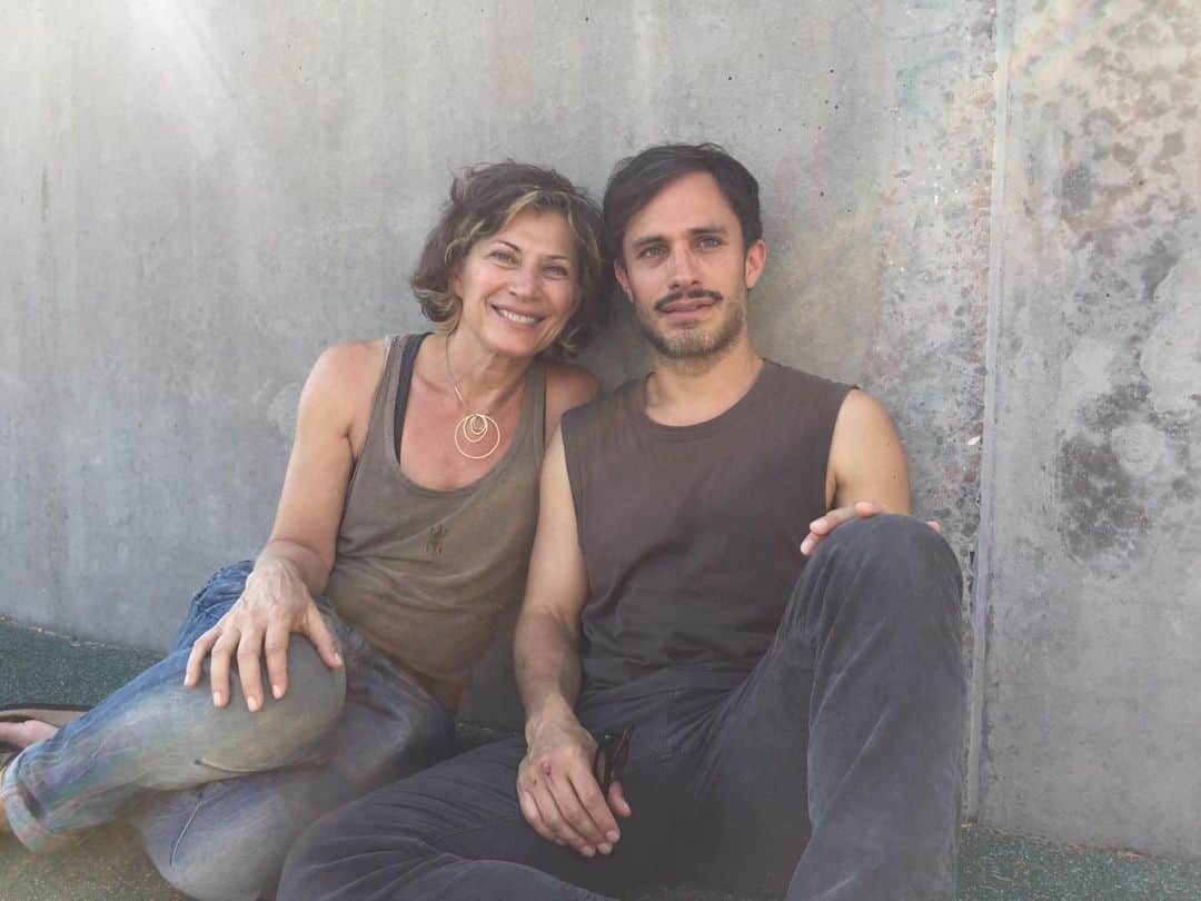 ガエル・ガルシア・ベルナルのインスタグラム：「¡Feliz día, Mamá querida!  Te quiero mucho, mucho.」