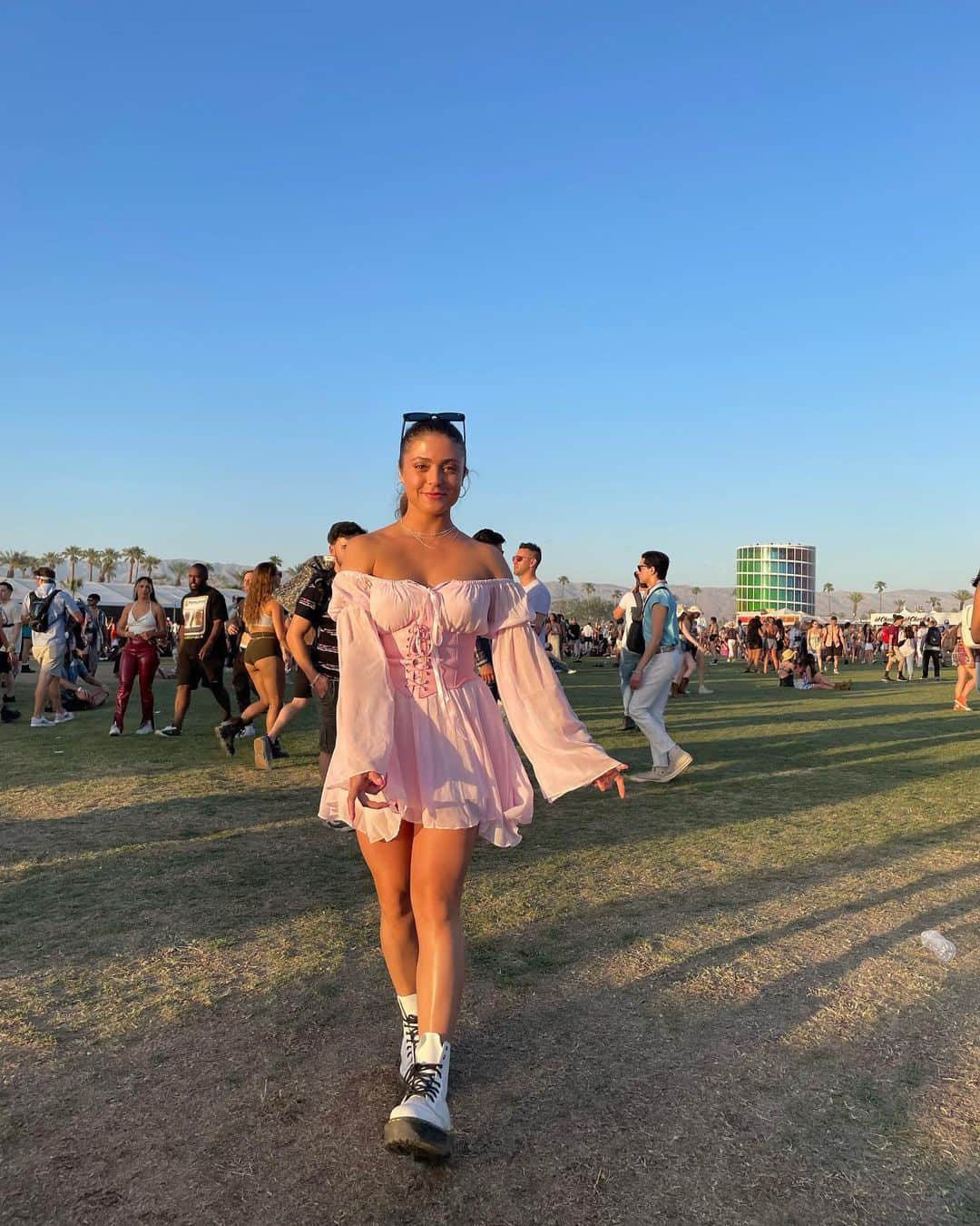 ジャック・レイ・パイルズのインスタグラム：「is it too late to post a Coachella dump?」