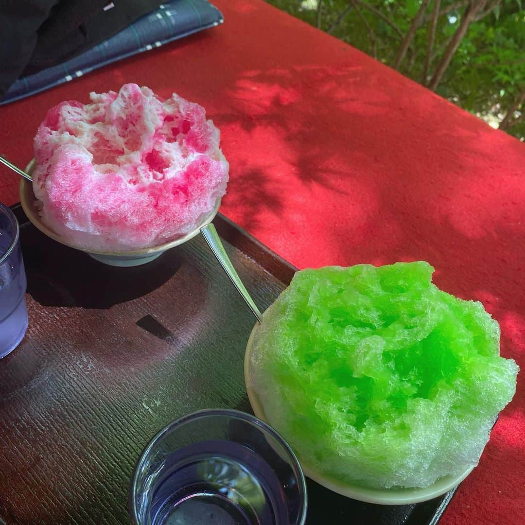 苗加結菜のインスタグラム：「今年は早め🍧清水寺のかき氷おいしかった〜」