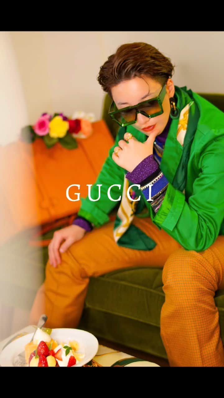 ひなたのインスタグラム：「国際的スーパーモデルになる方法♡ #がチクタクで流行ってまつ #gucci」