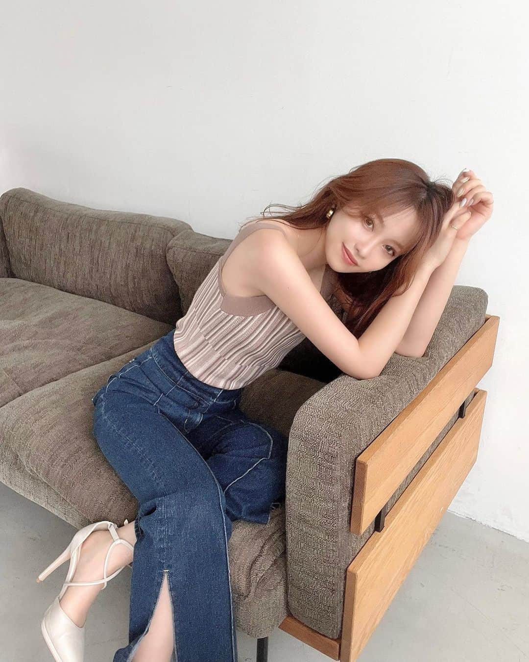 木田絵里香のインスタグラム：「. 久々のliveでした🐯 サスペンダーパンツと着てたタンク♡ 店舗は明日から🫶🏼 . #タンク#ニットタンク#コーデ」