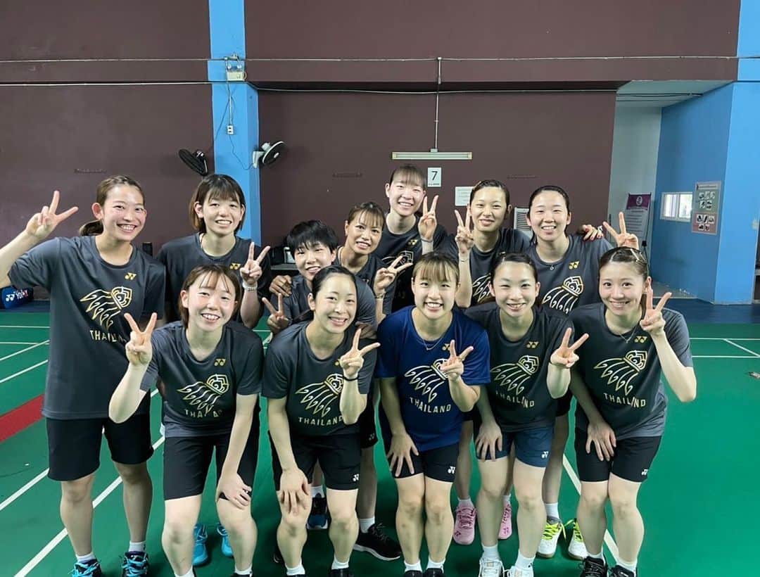 松山奈未のインスタグラム：「. . . BIRD JAPAN 🇯🇵  応援よろしくお願いします❕  #yonex_badminton  #yonexthailand」