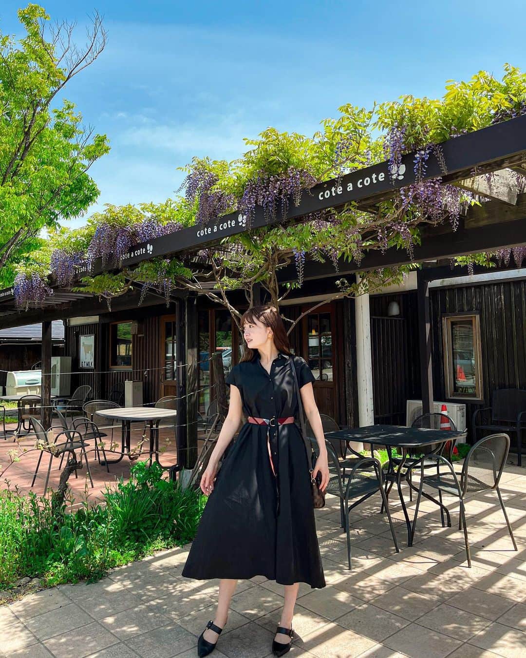 尾形杏奈さんのインスタグラム写真 尾形杏奈instagram お気に入りのワンピースで新潟にあるカーブドッチワイナリーに どのカフェもワイナリーも貯蔵庫もパン屋さんも素敵だった 緑に囲まれると元気出る カーブドッチ カーブドッチ