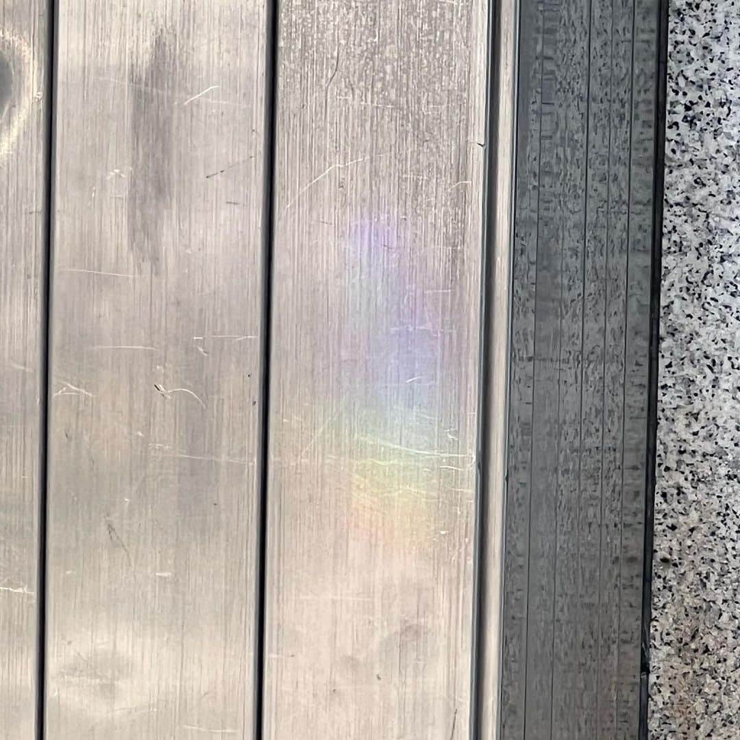 工藤美桜さんのインスタグラム写真 - (工藤美桜Instagram)「これは近づいたら消えちゃって、ほどよい距離と光があると生まれる虹です」5月12日 12時36分 - mmio_kudo