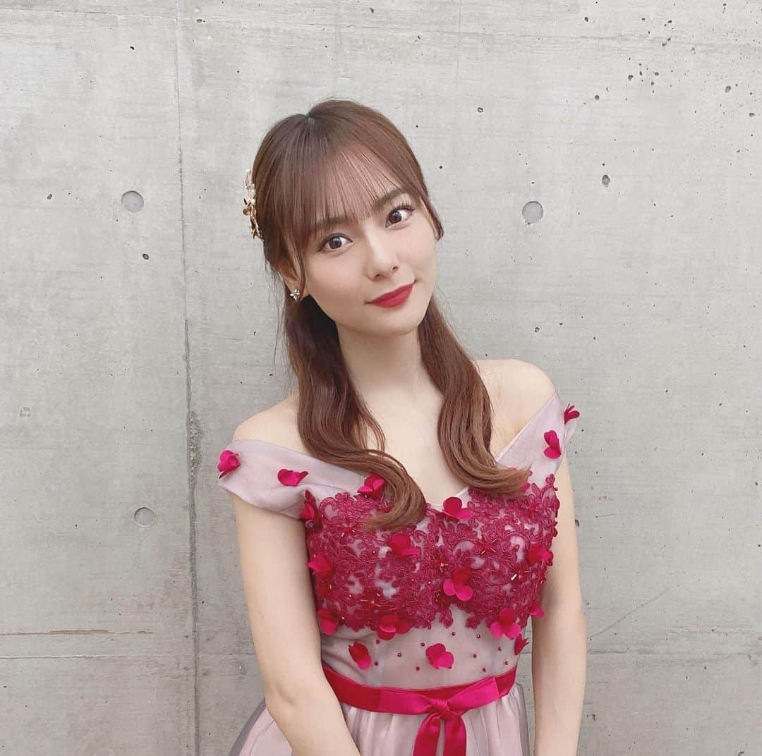 池松愛理さんのインスタグラム写真 - (池松愛理Instagram)「今日も1日沢山ありがとう御座いまた♡また明日宜しくお願いしますっ!  新作のオフショです💠」5月12日 20時14分 - ai________08