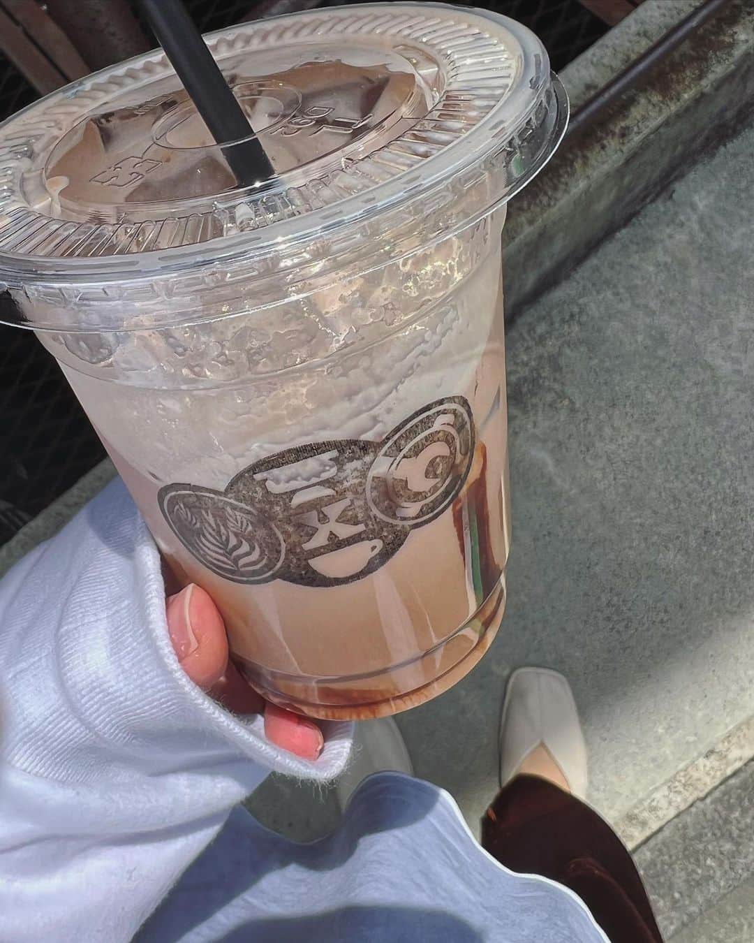 島居玲子のインスタグラム：「🍫🥛」