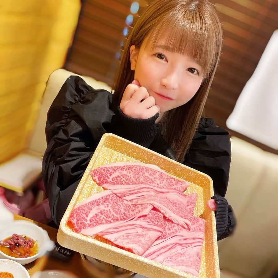 もえのあずきさんのインスタグラム写真 - (もえのあずきInstagram)「お肉💓 #しゃぶしゃぶ食べ放題 #お肉#肉食女子#お肉大好き #もえあず#大食い#大食い女子」5月13日 22時01分 - moeazukitty