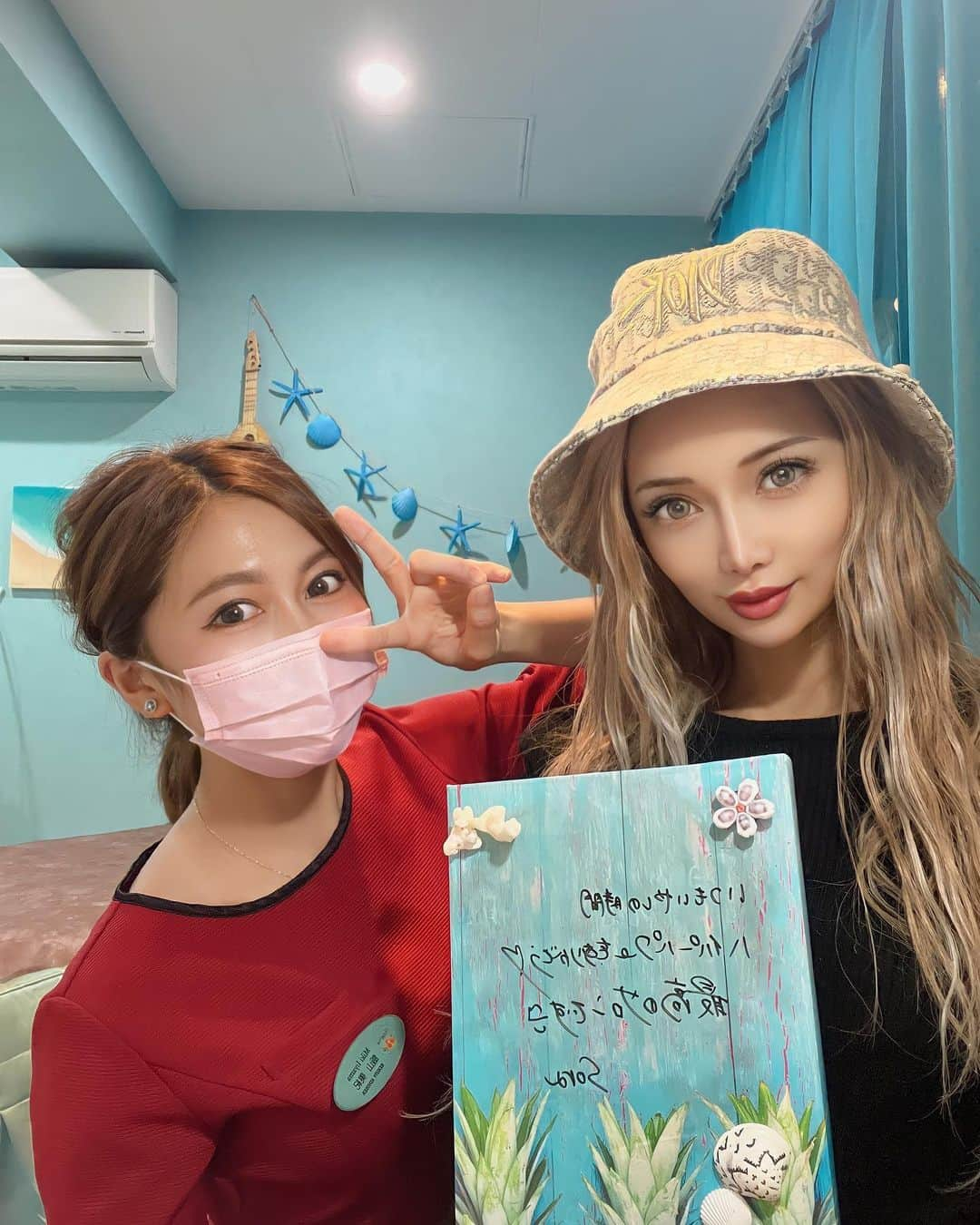 藤木そらさんのインスタグラム写真 - (藤木そらInstagram)「. . Introducing the recommended beauty treatment salons by Sora Fujiki ❤️❤️ It's the most powerful salon 🥺‼(˶˙๏˙˶)♡ . . .みなさまぁぁ‼️‼️‼️‼️今回スペシャルスペシャルニュースがあるよ。 . .いきつけサロン @moana_beauty1 様から今回、藤木そら誕生日企画を頂きました‼️‼️‼️ . .藤木そらのフォロワー様にハッピーをお届けできるようにと、大好きなモアナ様が先着4名様に全メニュー紹介初回料金よりさらに半額‼️‼️ . . .という前代未聞のプレゼントをくれました❤️🥲💙 . .藤木のフォロワー様も男女通ってくださってる程、フォロワー率が高いサロンです🤣🤣すごい🥹💛🧡 . . .半額の半額はやばすぎます🤣 . .藤木と @moana_beauty1 フォロワー様限定のスペシャル価格なので、ぜひ使ってみてね💚💜💙 . .いつも無料クーポンや割引クーポンありがとうございます🥹‼️💓みんなでシェアハッピーしましょ(˶˙๏˙˶)♡ . . . . . . . . . . . .#新宿エステ #代々木エステ #半額クーポン #割引 #美容好きな人と繋がりたい #ホットペッパー #ホットペッパービューティー #ハッピーエンサー藤木そら #ハッピーセット #ジャグジー #絶景スポット #ラテ肌 #beautybloggers #beautyproducts」5月13日 18時41分 - sorafujiki