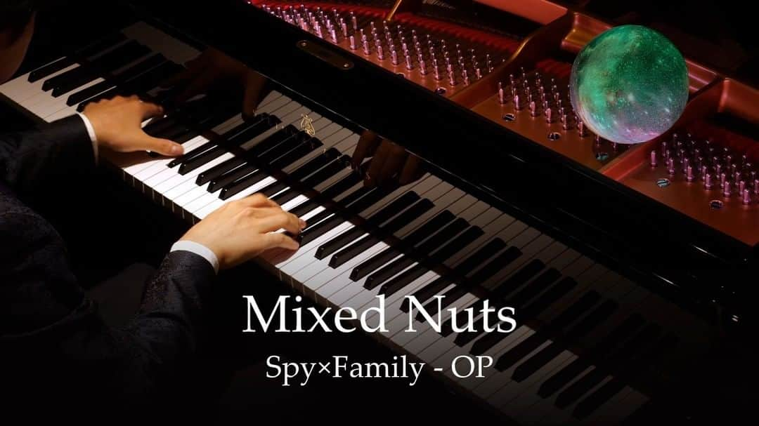 Animenz（アニメンズ）のインスタグラム：「Spy x Family is definitely one of my favorite Anime series for this season and I just uploaded a piano arrangement for the opening song "Mixed Nuts" on my YouTube channel! The left hand is the main star of this arrangement because it's literally carying the BASSLINE from start to finish to make the piece as groovy as possible.  Also, I literally "smashed" the piano keys at the beginning to imitate the EXPLOSIVE introduction part of the song. That was fun.  Animenz #spyxfamily #mixednuts #official髭男dism #piano」