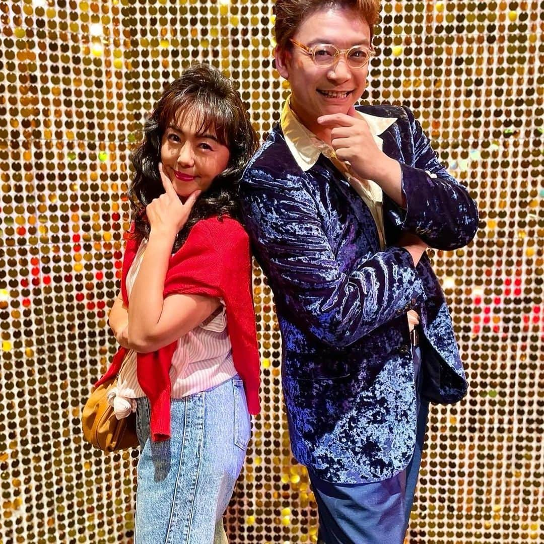 田中律子さんのインスタグラム写真 - (田中律子Instagram)「本日放送のお知らせ📺  Eテレ「ワルイコあつまれ」 今夜22:00～22:30 または、 見逃し配信NHKオンデマンド(有料)で5/21までご覧頂けます✨  稲垣吾郎ちゃん、草彅剛くん、香取慎吾ちゃんが送る子どもも大人も楽しめる教育バラエティー📺  「バブルランウェイ」第２弾❗️ ８０年代後半に一大ブームを迎えた高原リゾートとは…⁉️ 大鶴義丹さんとバブル当時を再現😂こちらバージョンもバブリーで笑えるので、ぜひ見てねー❗️  あっしー、めっしー、みつぐくん💛ひゅーひゅーだよーー🤩  #ワルイコあつまれ  #バブルランウェイ  #バブル #ソバージュ  #diorの口紅  #バブリー  #80年代  #リアル世代」5月14日 12時23分 - ri2kotanaka