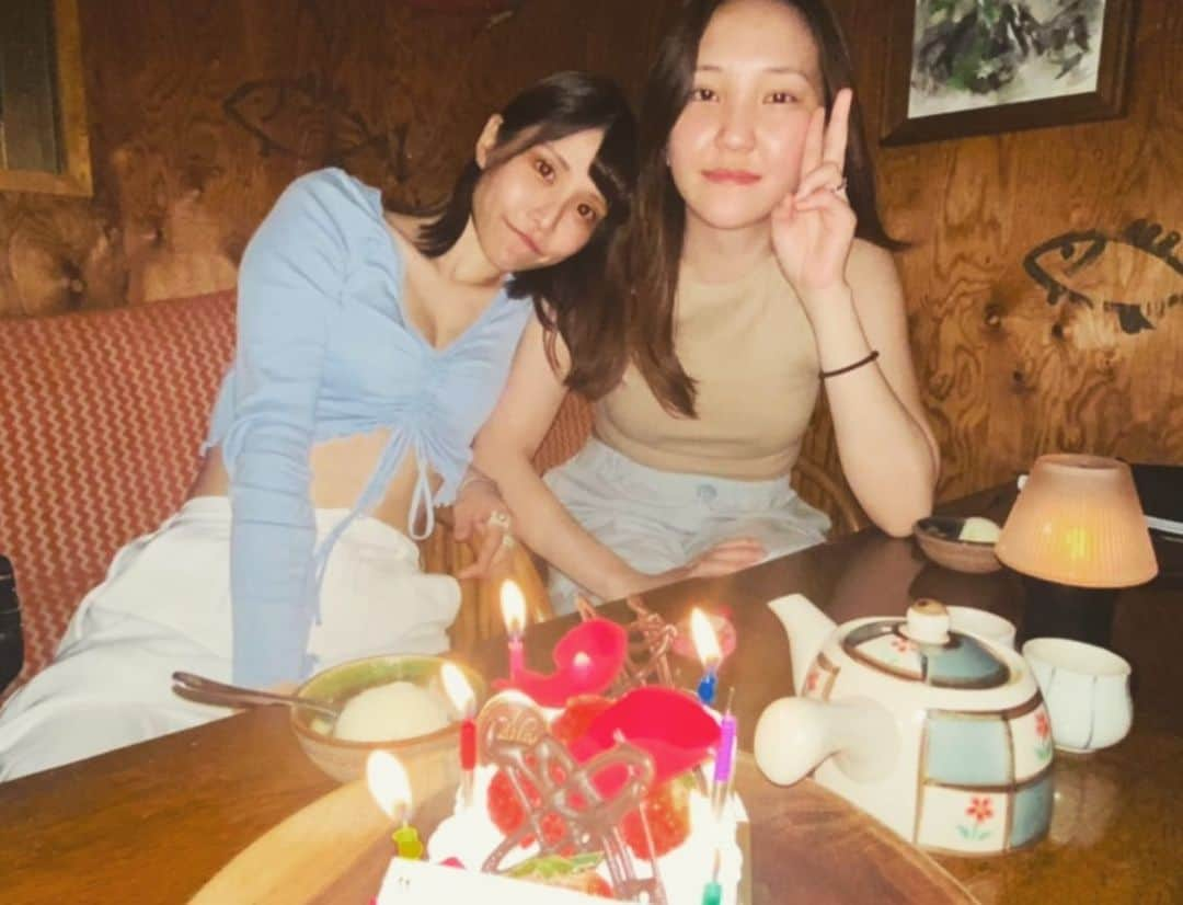 AIRIさんのインスタグラム写真 - (AIRIInstagram)「happy birthday me 🐇 loverrr<3   今年も🍄でstart ：)  #mybirthday#沖縄love#lgbtq#レズビアン#水着コーデ#水着モデル#ポートレート#カメラ#筋トレ好きと繋がりたい#ストリート」5月14日 13時44分 - totonou_airi