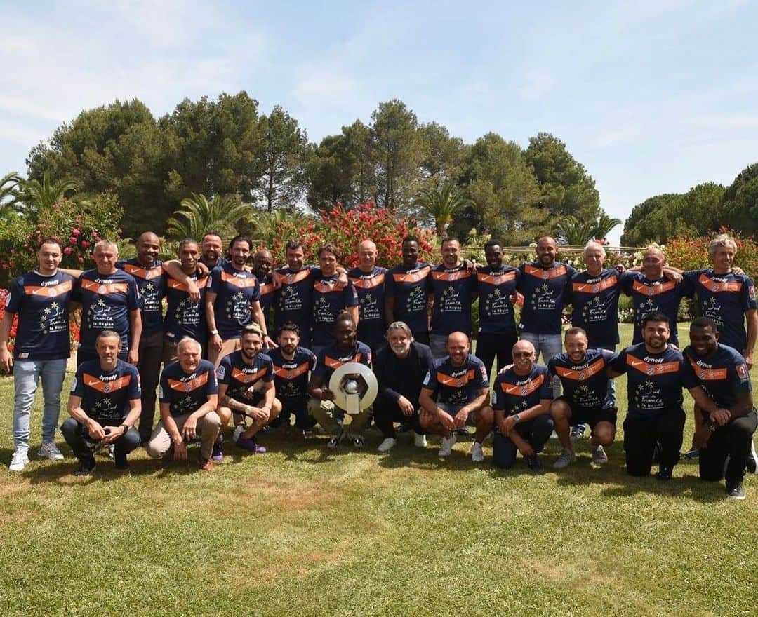 アンリ・ベディモのインスタグラム：「#pailladinunjourpailladintoujours #champion2012🏆 #TeamMHSC2012⚽️ @mhscofficiel」