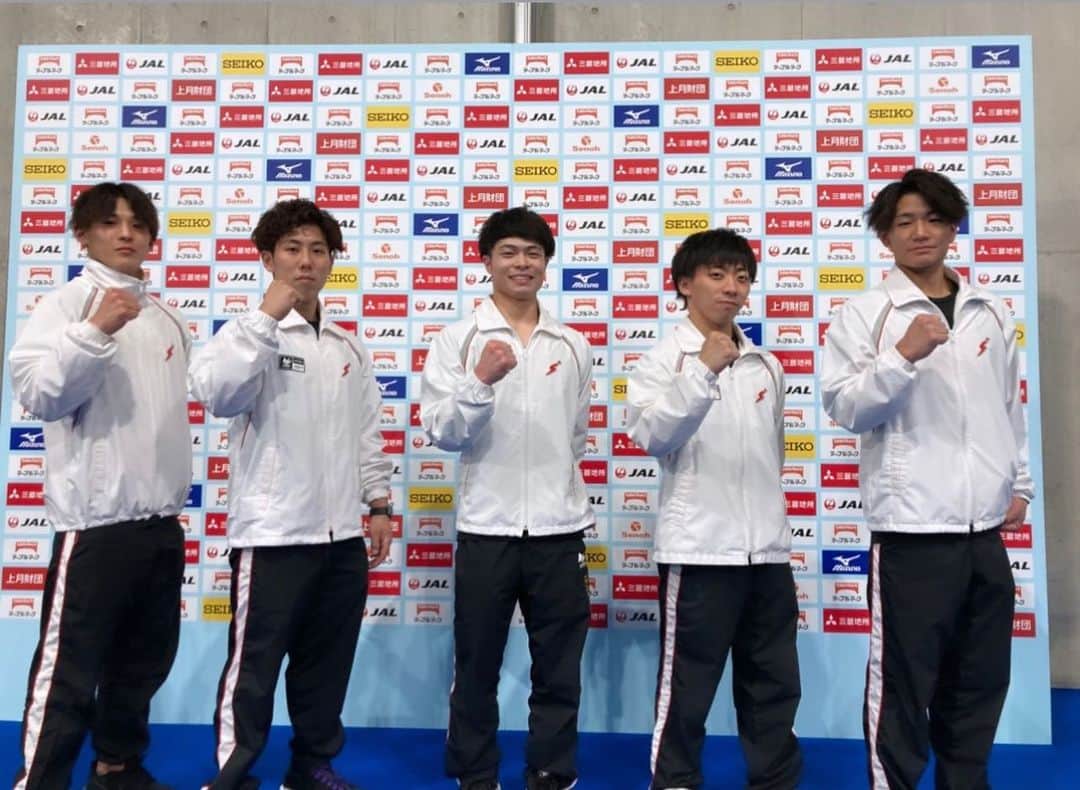 五島誉博のインスタグラム：「明日はNHK杯男子！ 頑張りましょう💪🏻💪🏻 @kaitogymnastics @shunpiiiii0229  @kyotayamasaki @nagayu.0123」