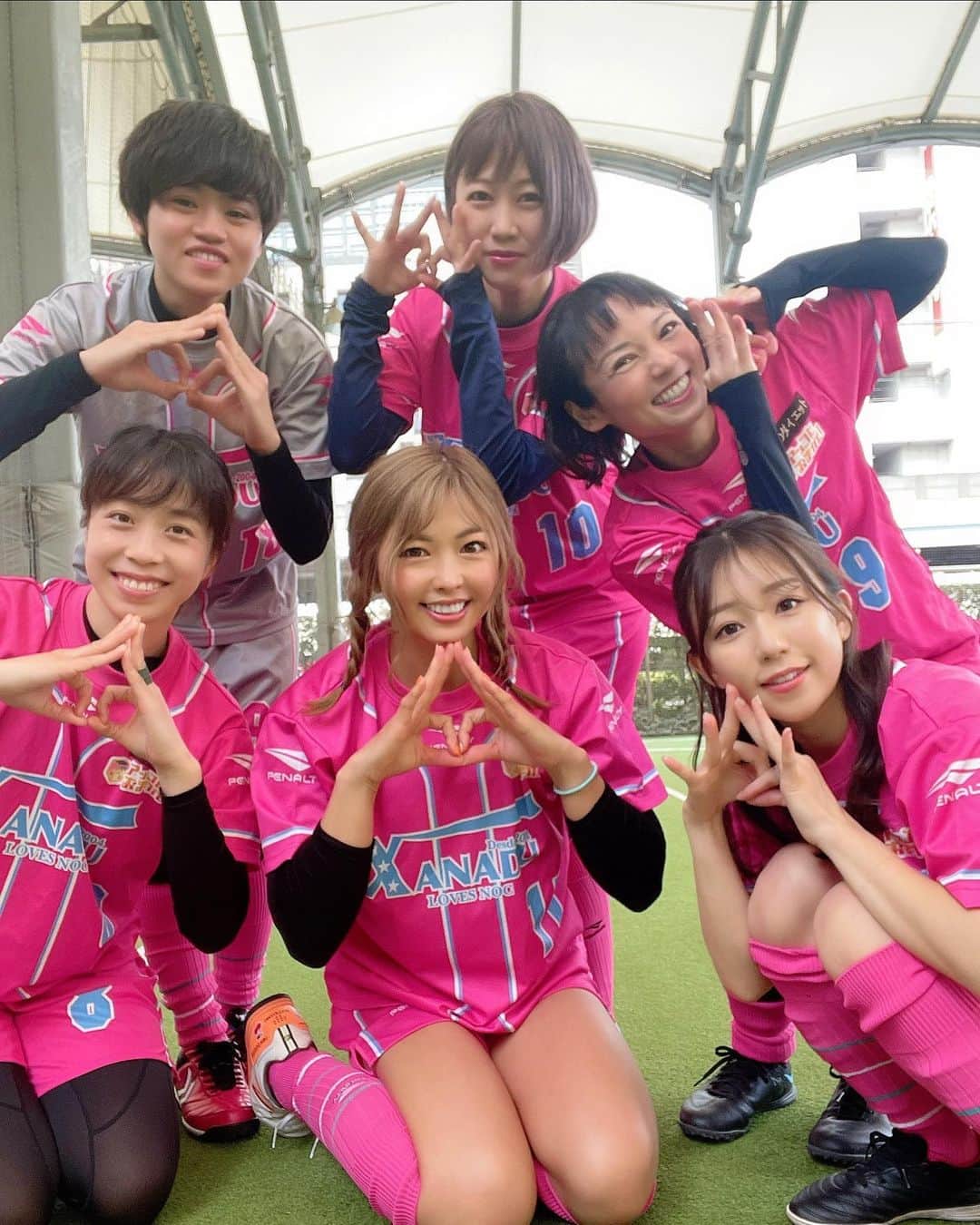 のインスタグラム：「お知らせ💕  芸能人女子フットサル5月大会開催決定！ 5/21 18:00~ たまプラーザにて💓 お時間ある方ぜひ応援来てくださ〜い🥹✨ チケットはこちらから stella-f-league.jp/schedule   前回やっと優勝を取り戻せたので、 また連勝できるように、がんばります！  XANADU応援よろしくお願いします❣️❣️   #フットサル #芸能人女子フットサル  #フットサル女子  #XANADU #ホリプロ  #サッカー女子  #たまプラーザ #アディダスフットサルパークたまプラーザ  #はいチェリー」