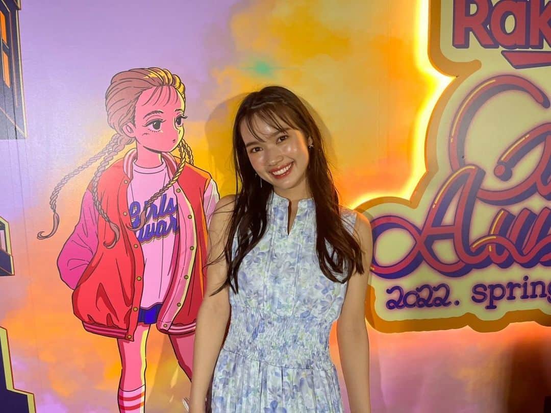 新井舞良のインスタグラム：「GirlsAwardありがとうございました💖🫶🏻 久しぶりのガルアワ、とっても楽しかったです。  会場に観に来てくださった方、配信を見てくださった方、ありがとうございました🤍  また皆さんにお会いできるように頑張ります！#ガルアワ #girlsaward」