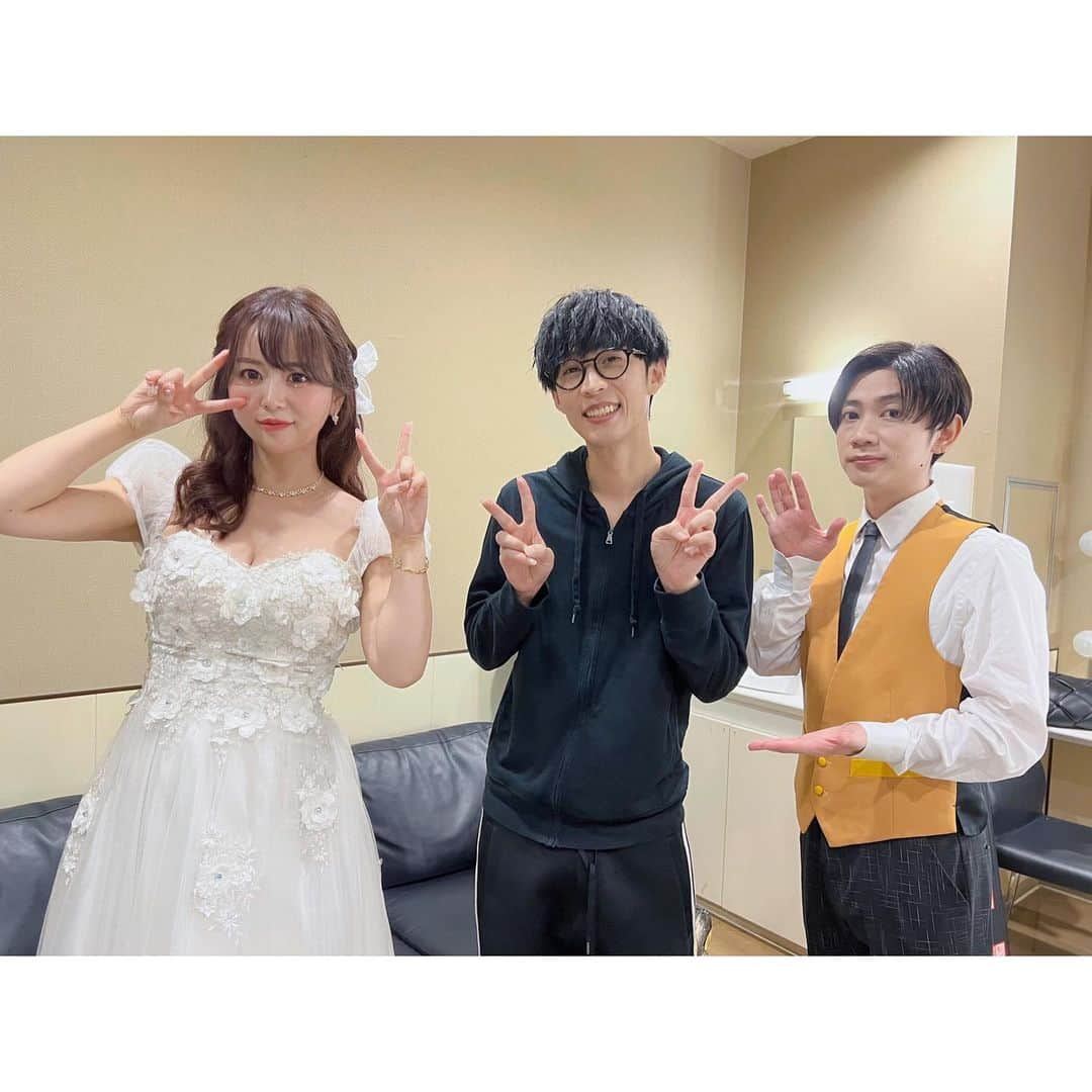 井口裕香さんのインスタグラム写真 - (井口裕香Instagram)「♠️♦️♣️♥️  KADOKAWA ARTIST LIVE ON STAGE 出演者のみなさまとお写真♡  #女子楽屋で✌︎✌︎✌︎ #安月名莉子 さん #OxT さん #鈴木このみ さん #nonoc さん #BADTOWNREVERSAL さん #前島麻由 さん #ルミナスウィッチーズ さん #細川美菜子 さん  みなさまおつかれさまでした！ 盛りだくさんな１日でしたね…☺️ 楽しい時間を本当に本当にありがとうございました💛」5月14日 22時41分 - ooo31_iguchiyuka_31ooo