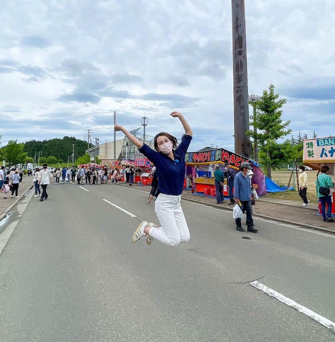 若林翔子さんのインスタグラム写真 - (若林翔子Instagram)「. . 丸森町でジャンプ🤗！  いろんな場所でジャンプ始めようかな😋  #丸森町　#宮城　#東北放送　#サタデーウォッチン　#中継　#丸森いち　#テレビ」5月14日 22時36分 - shokowakabayashi1685