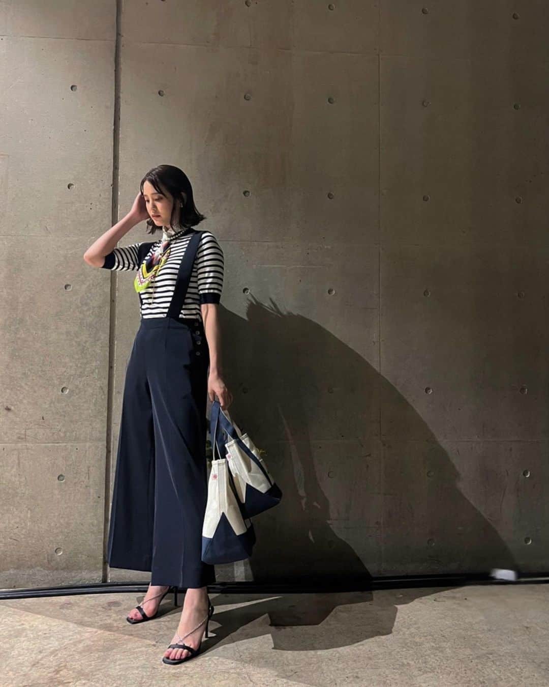 山崎紘菜のインスタグラム：「🌼 「Girls Award 2022 Spring&Summer」 ありがとうございました！ @annasui_japan  @lecoqsportif_sneaker  @dressterior_official  の3ステージに 出させていただきました！ 2年半ぶりのガルアワ！楽しかった😳 #ガルアワ #GirlsAward2022」