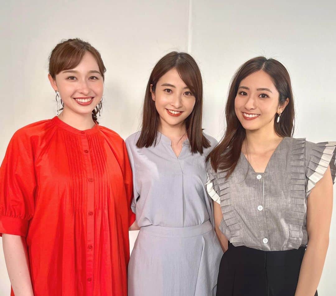 日比麻音子のインスタグラム：「まこメグの撮影タイミングで会えた日👼  朝に活躍する2人。 なかなか普段会えないので、 思わず、写真撮ってー！！！とおねだり。笑  頼もしくて愛おしいお二人であります🥰🥰  #fromTBS  #宇賀神メグ アナ #田村真子 アナ」