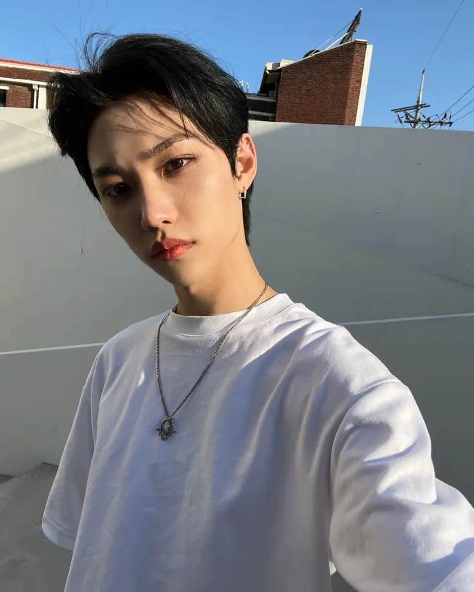 Stray Kidsさんのインスタグラム写真 - (Stray KidsInstagram)「🐈‍⬛💙  #felix #lovestay」5月15日 19時37分 - realstraykids