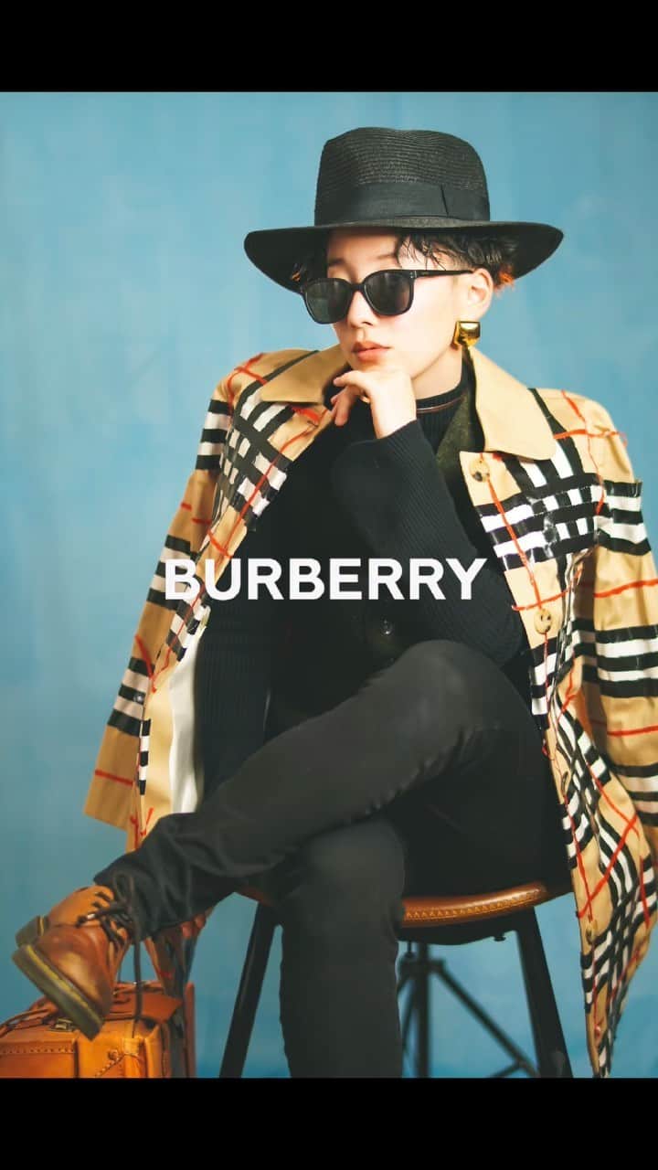 ひなたのインスタグラム：「国際的スーパーモデルになる方法♡#BURBERRY#supermodel#슈퍼모델」