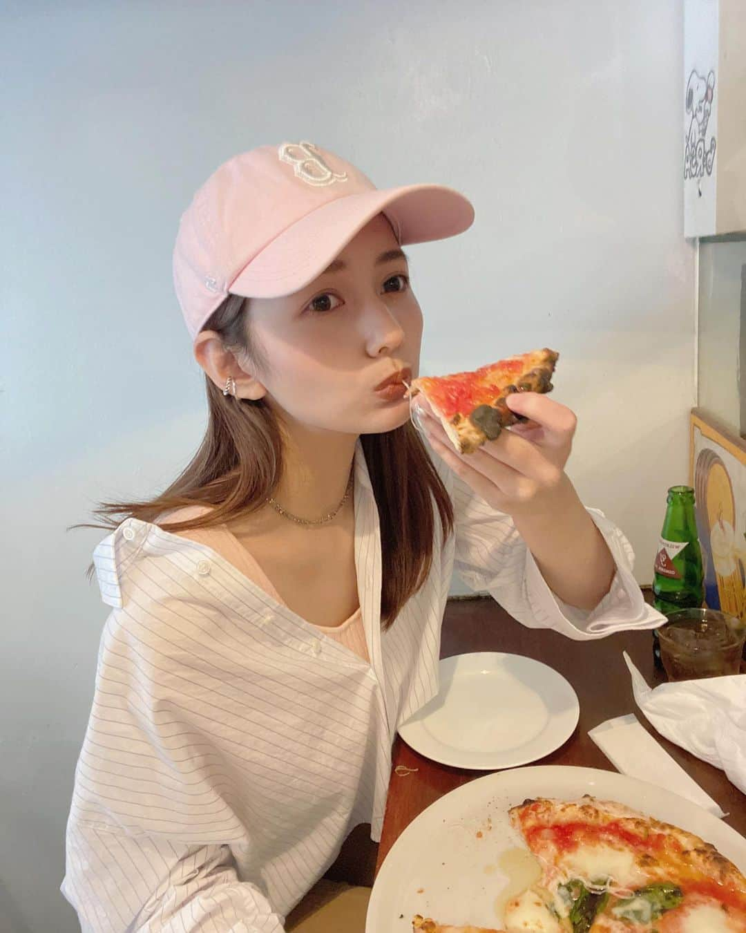 新井遥さんのインスタグラム写真 - (新井遥Instagram)「＾ 🍕🍕」5月15日 21時40分 - haruka_arai_ar