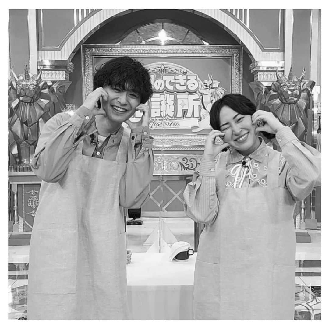 橋本淳のインスタグラム：「. 丸山礼さま(@rei_maruyama ) に召喚いただき、 「行列のできる相談所」に 出演してきました。  サプライズということ ノー告知で失礼しました。  丸山さんがまさかそんなに昔から 知ってくださっているとは驚きです。  バラエティ収録のプロの現場に放り込まれ ボクの心は 完全に素人オノボリさんでした。  素敵で楽しい時間。 丸山礼さん、 ありがとうございました。  またいつか。ゆっくりと。 . . . #丸山礼 さま #行列のできる相談所 #神モノクロアカウント　アカウントいじり」