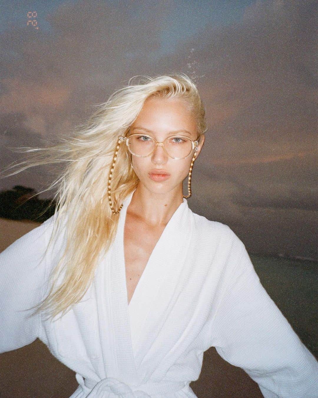 Sasha Supのインスタグラム：「landed」
