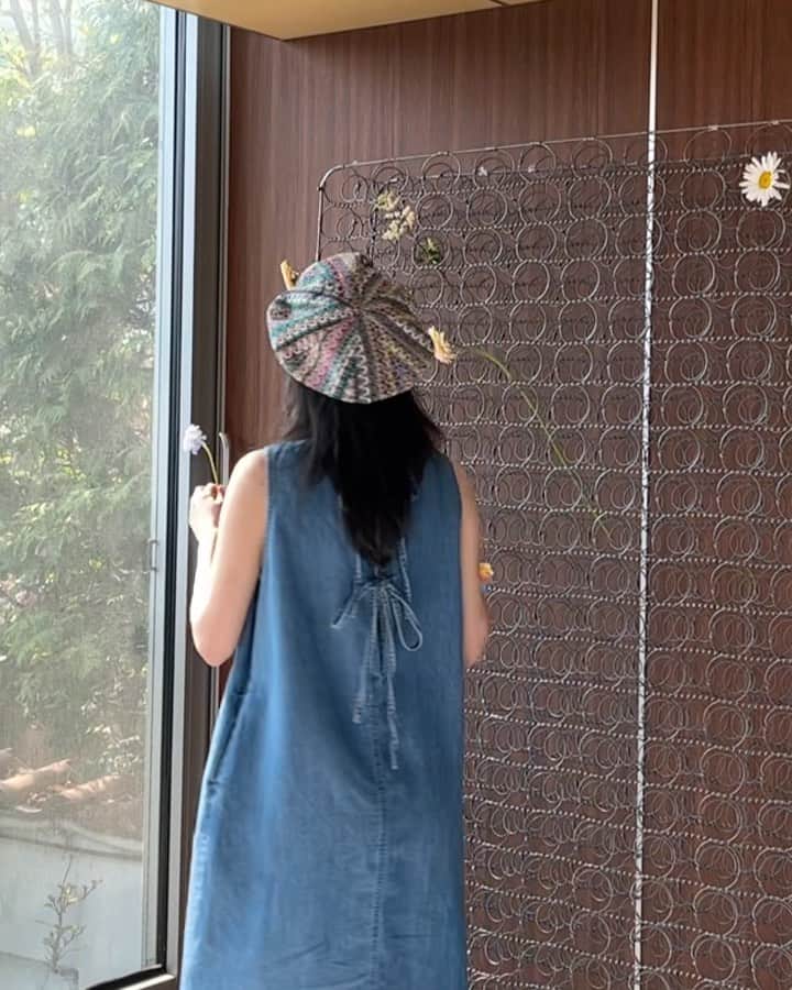 のインスタグラム：「@studiotomboy 🌼🌻🌸」