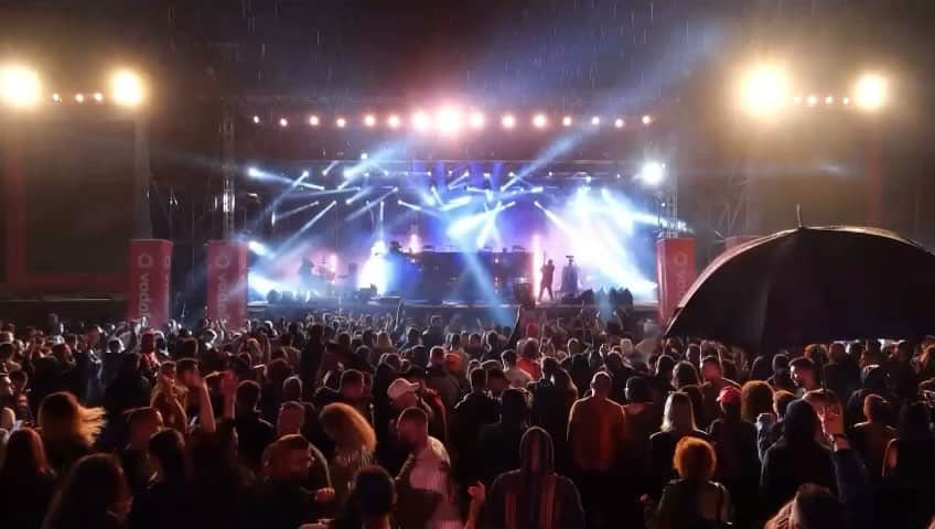 レイドバック・ルークのインスタグラム：「Throwback to the amazing crowd energy at @southoutdoorfest 🔥 Where would you like to see me next? 🤔」