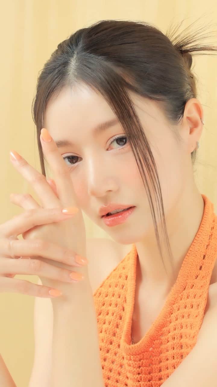 パク・ソラのインスタグラム：「@3ce_official 💅🏻」