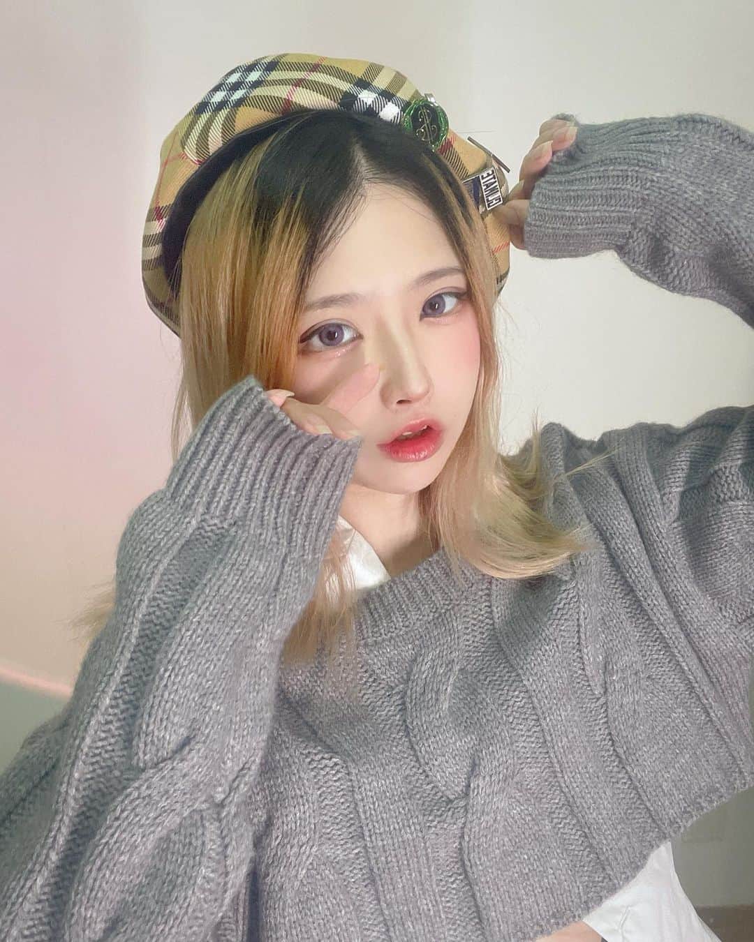 EROKOのインスタグラム：「(ﾉ>ω<)ﾉ」
