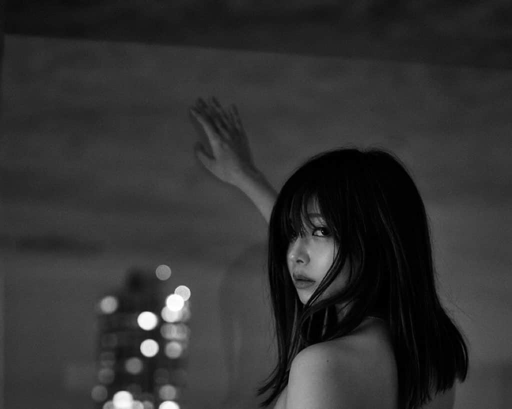 西谷麻糸呂のインスタグラム：「🐈‍⬛✵✴︎✳︎」