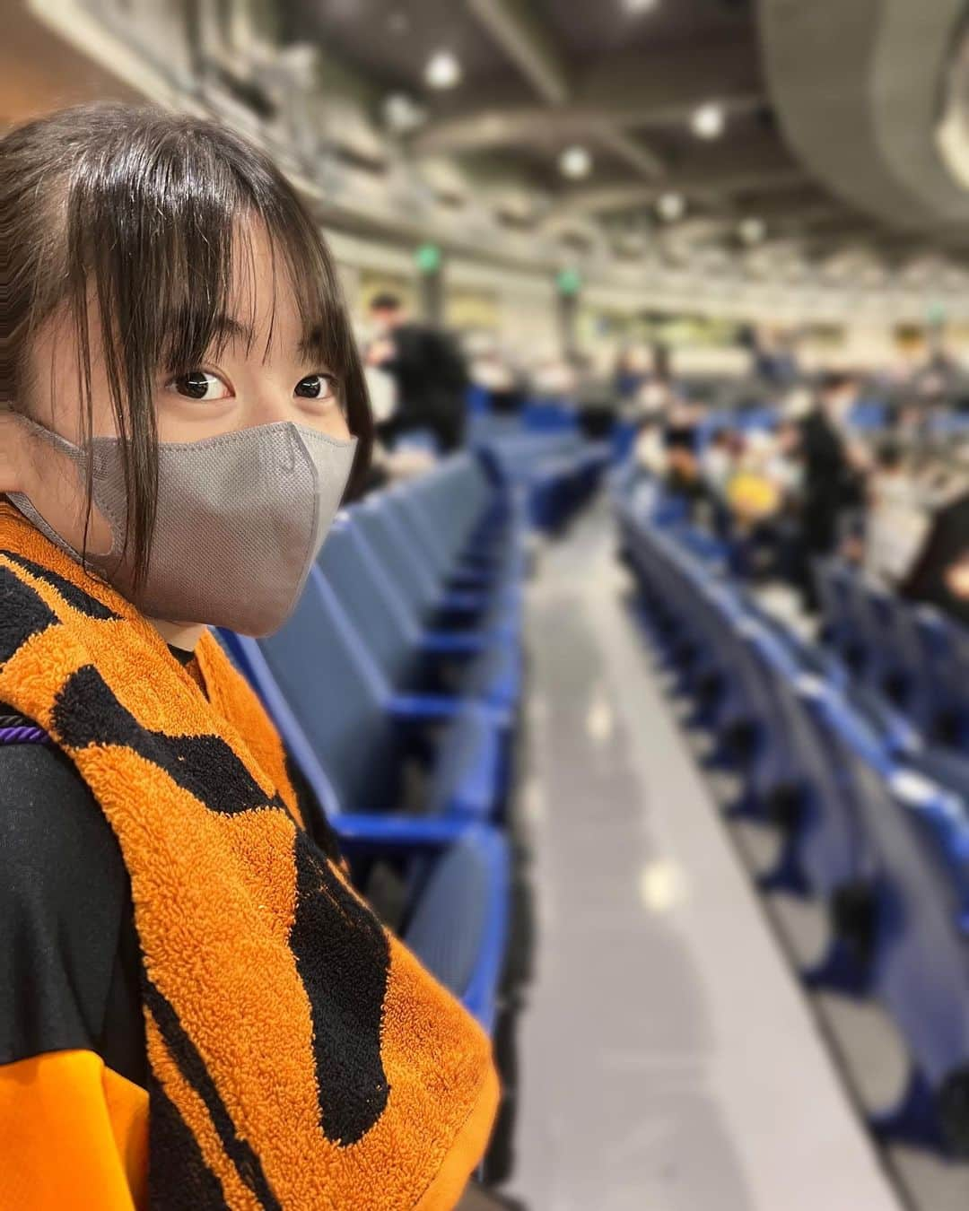 田畑志真のインスタグラム：「先日、今年初めての野球観戦に行ってきました⚾️ 今年も沢山行けるといいなぁ‪‪☺︎‬  #野球#野球女子」