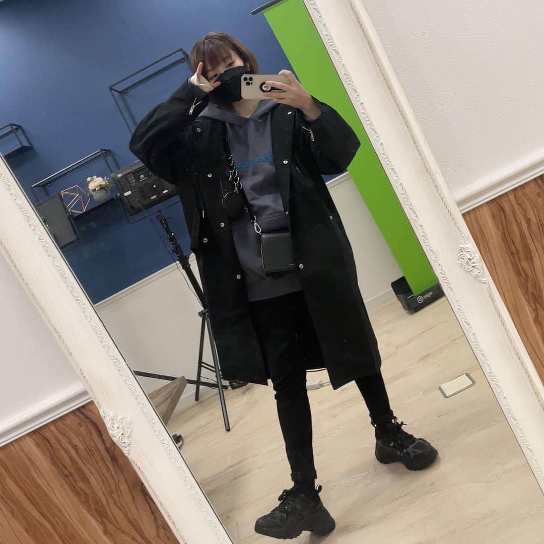 愛美のインスタグラム：「いつぞや #ootd #パーカー声優」