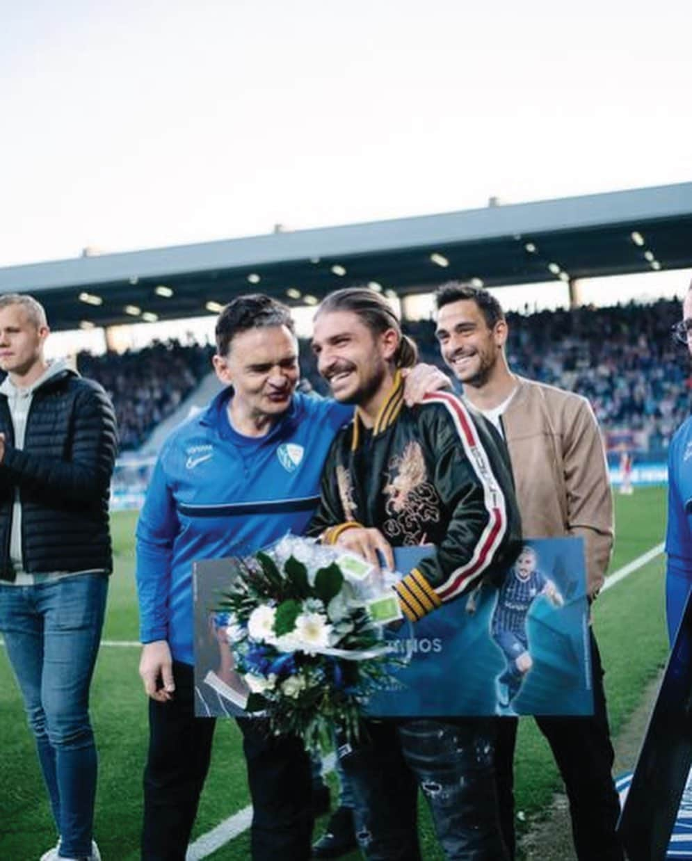 コスタス・スタフィリディスのインスタグラム：「It was an amazing season. Thanks for your amazing support during the year. It was pleasure to be part of this team. Thanks @vflbochum1848.official for your trust and im sure that better things are coming. Much love.💙🤍」