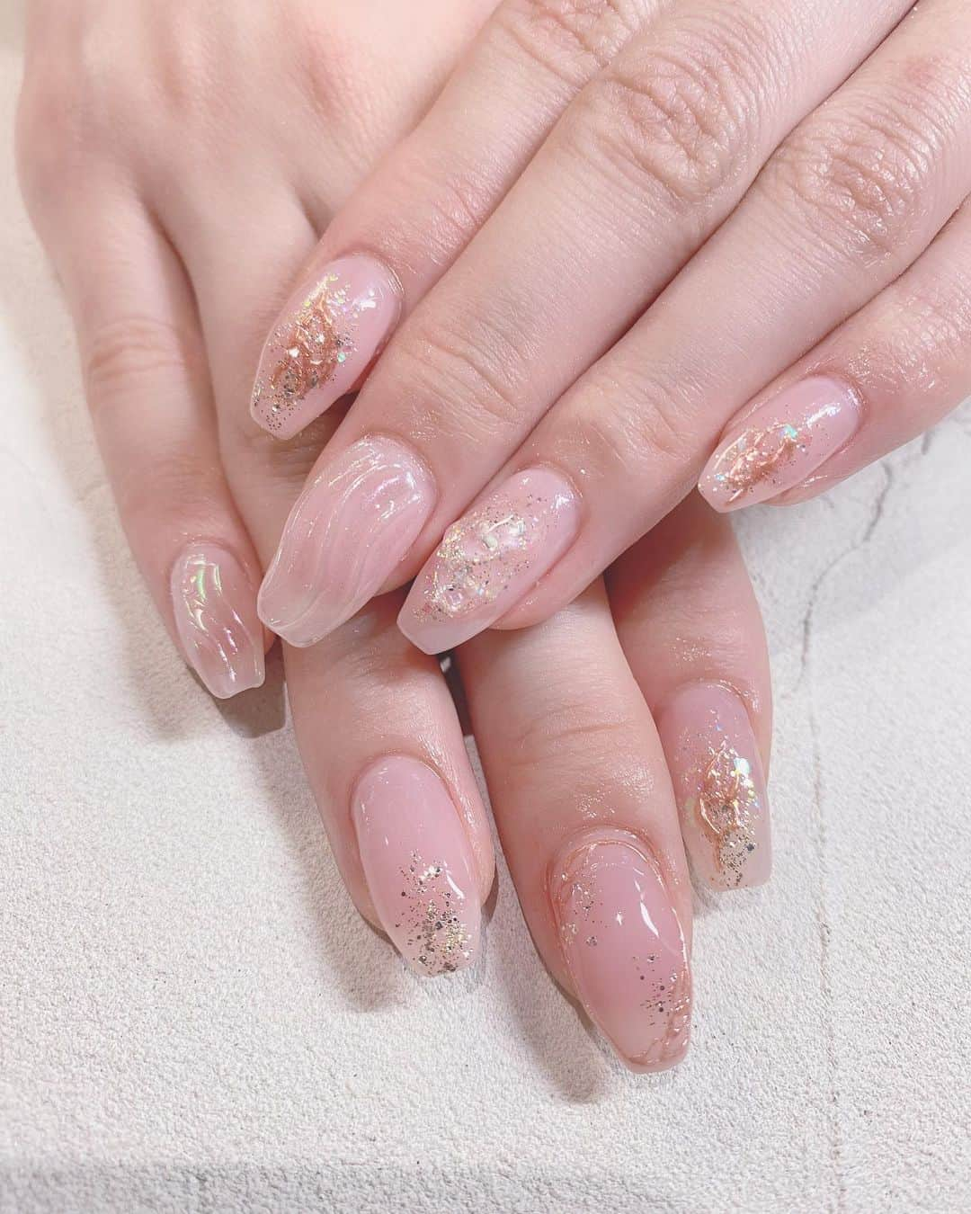 宇佐美幸乃のインスタグラム：「とぅるんネイル💅 Bianca M×2 新宿東口店さん ありがとうございましたっ  #nail #ネイルデザイン　#nailsalon #pink #ピンクネイル　#ニュアンスネイル　#idol #instadaily #dailylook #fff #followme」