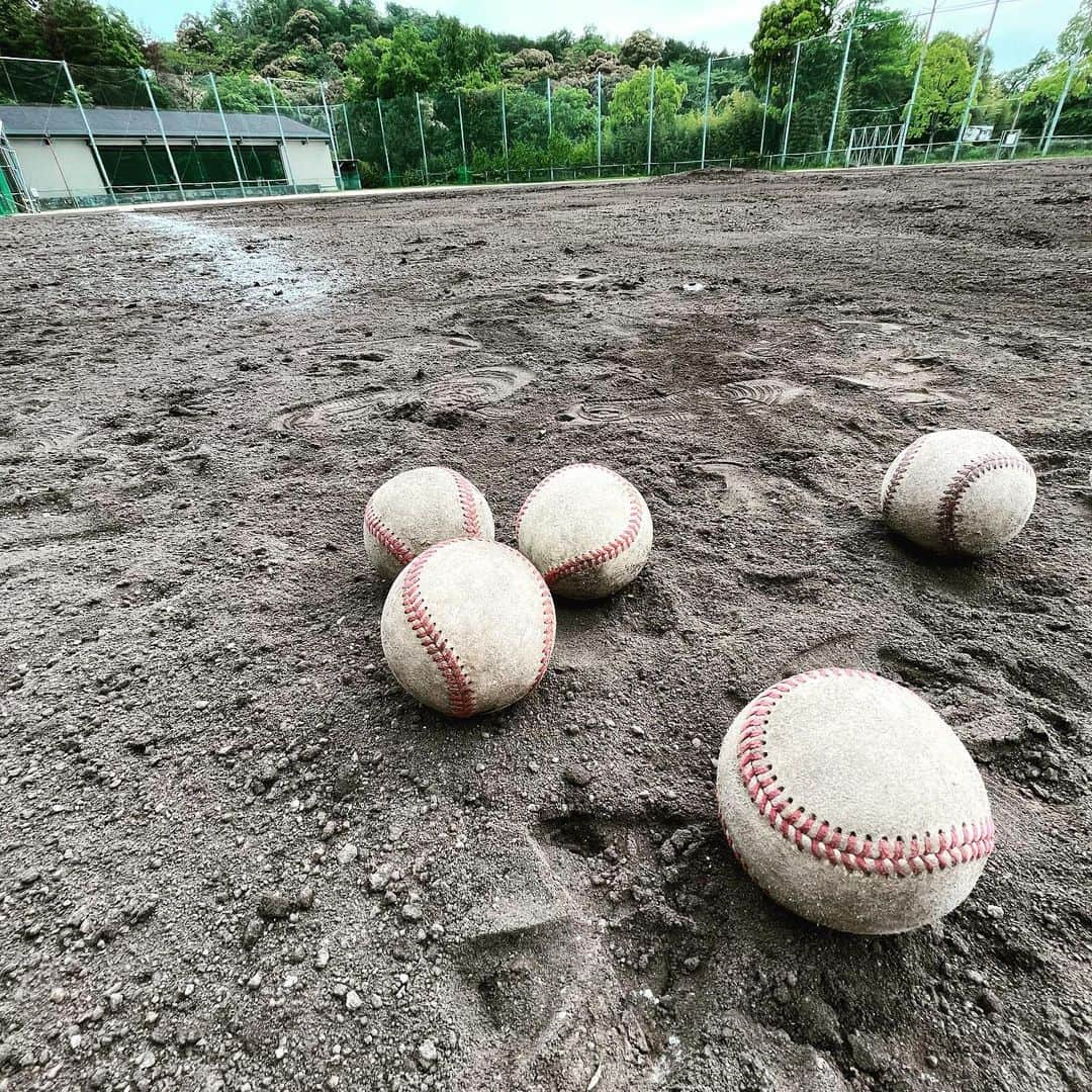 ヒロド歩美さんのインスタグラム写真 - (ヒロド歩美Instagram)「2022年夏の高校野球応援ソング/熱闘甲子園テーマソングは平井大さんの「栄光の扉」に決定いたしました✨  今年も始まる、夏の高校野球！  平井大さんの曲と共に 栄光に向かって駆け抜ける 球児たちの姿をしっかりと取材していきます⚾️  #熱闘甲子園」5月17日 17時11分 - hirodo_ayumi