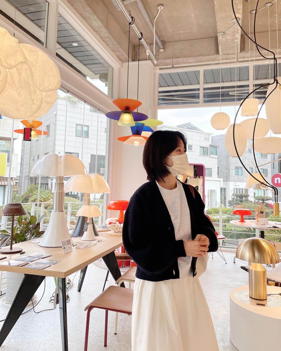 ウォン・ジナのインスタグラム：「☕️🌿🙌🏻」