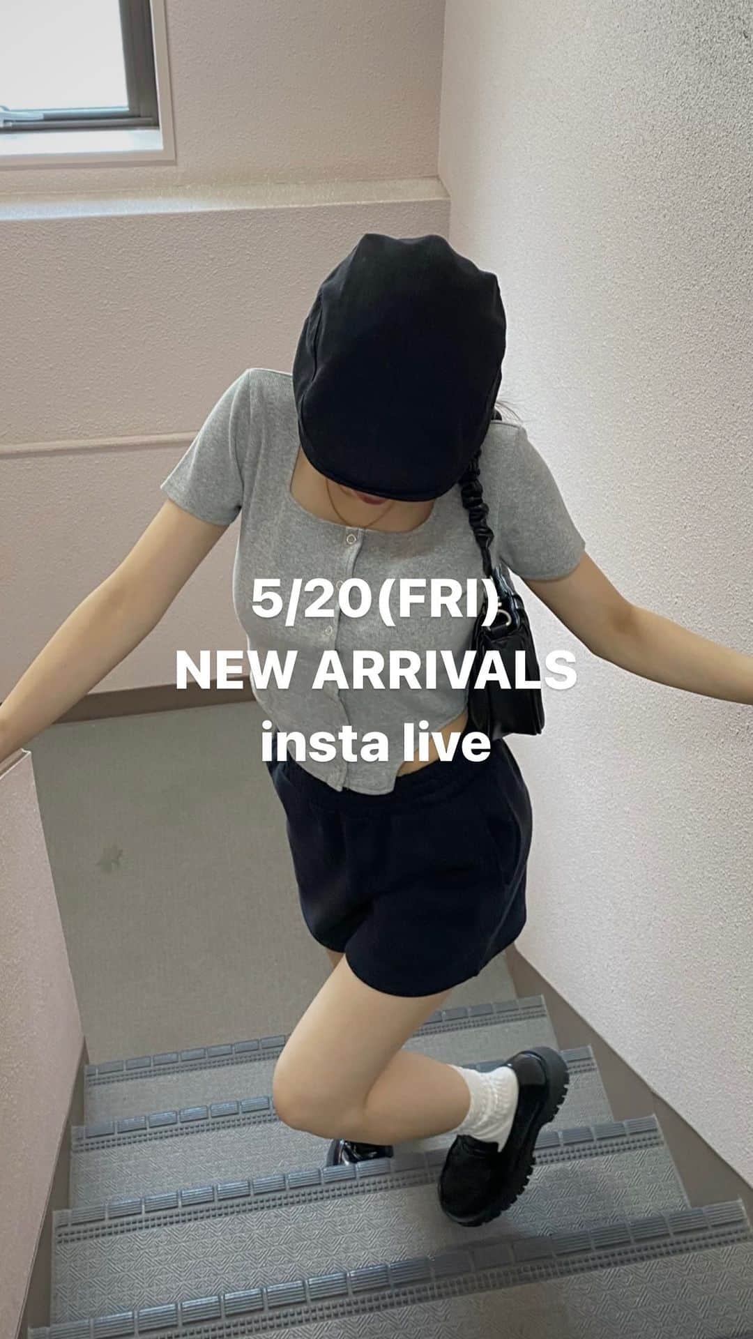 室原彩夏のインスタグラム：「5/20 発売新作紹介live🌿 ㅤㅤㅤㅤㅤㅤㅤㅤㅤㅤㅤㅤㅤ #LAGUAGEM」
