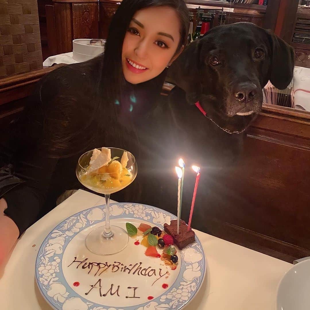 岩上愛美のインスタグラム：「また会いに行くね🐶✨ お祝いしてくれてありがとう💕  #birthday #birthdaydinner #lovelydog #thankyou」