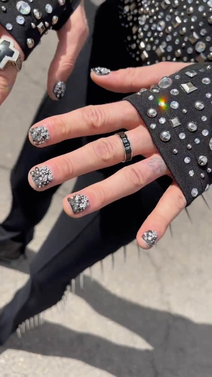 Nylon Magazineのインスタグラム