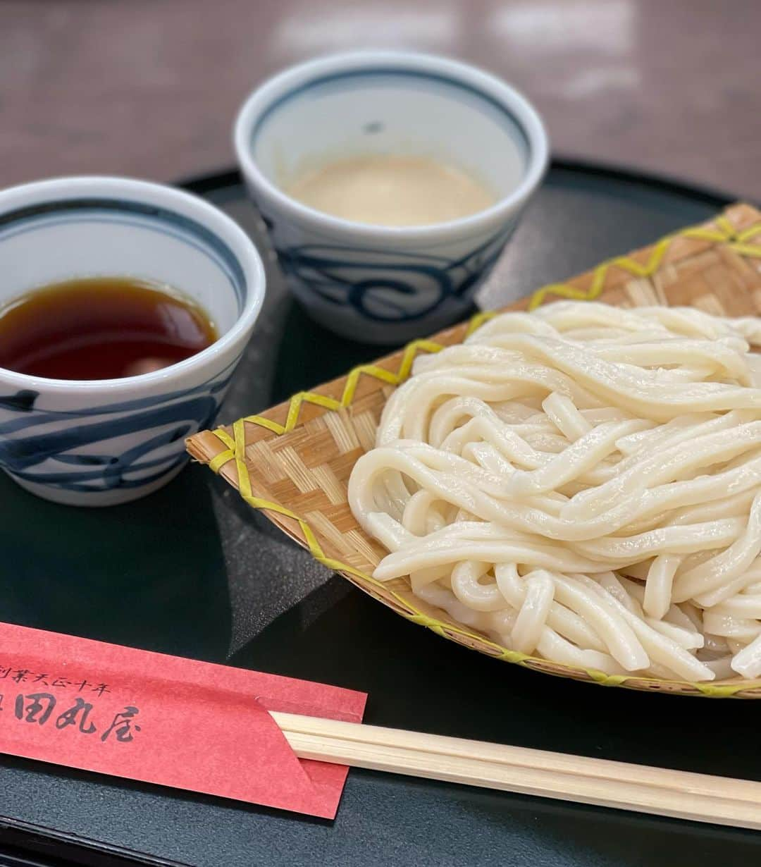 木本泉さんのインスタグラム写真 - (木本泉Instagram)「- 水沢うどん "田丸屋"  普段、ごまだれを食べない私ですが 水沢うどんは、出汁つゆよりも胡麻つゆの方が断然美味しかった！  #水沢うどん#うどん街道#田丸屋」5月18日 0時23分 - izumikimoto