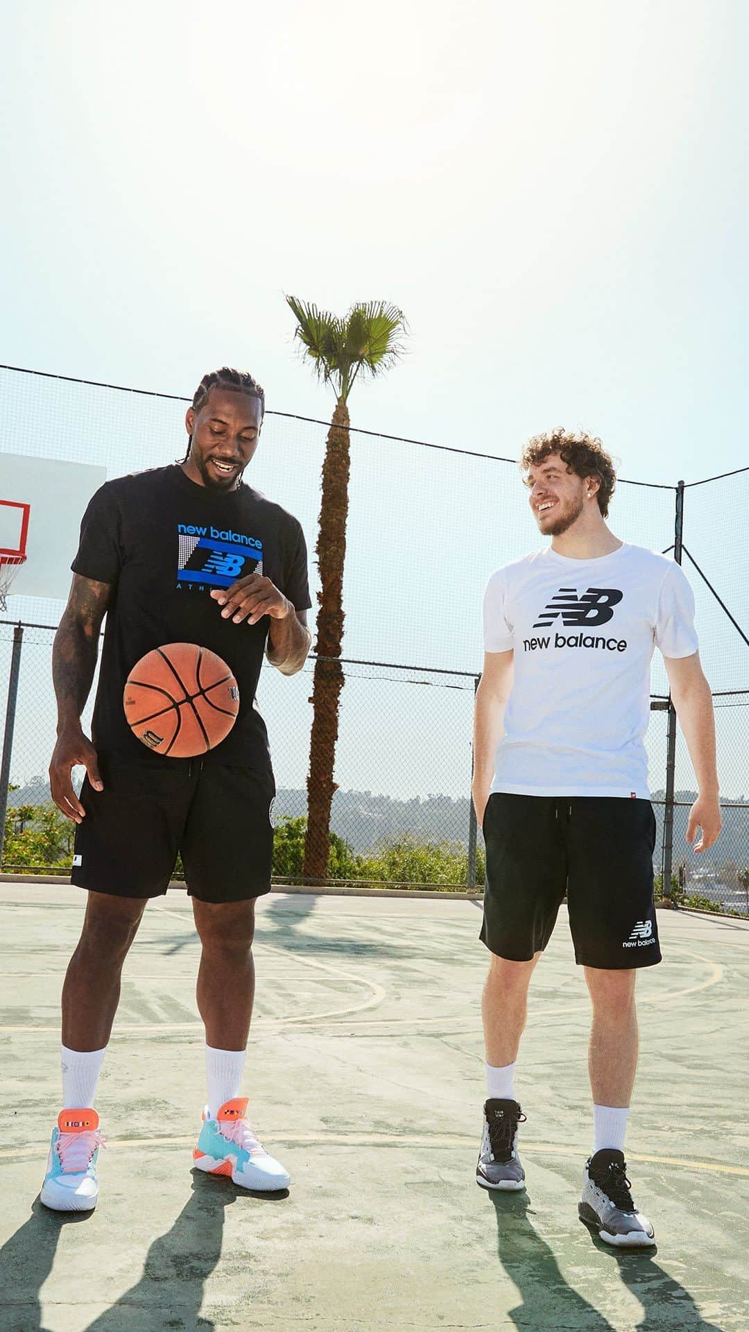 newbalanceのインスタグラム：「Kawhi Leonard and Jack Harlow. Los Angeles. #WeGotNow」