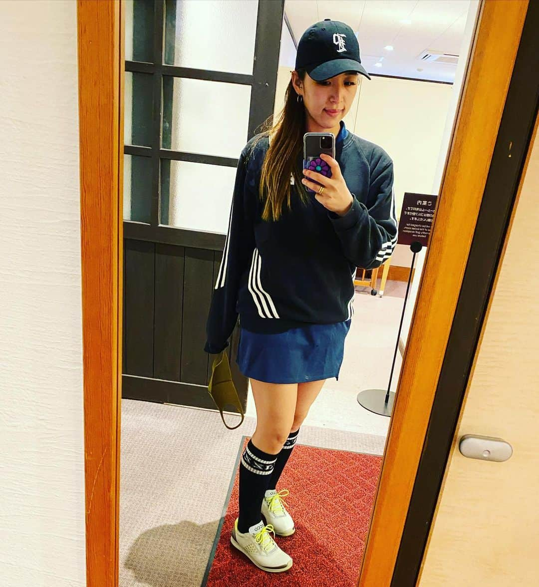 HARUMIさんのインスタグラム写真 - (HARUMIInstagram)「最近はゴルフ復活⛳️ ゴルフでも　@paparazzitokyo の帽子とソックスが大活躍❤️‍🔥 今月末5/28には @run_shinjuku で待望のPOP UPも開催されるみたい✨ そこでしか手に入らない商品もあるんだって🤩 私は残念なことに仕事で行けないんだよね😫😫残念すぎる😭  #paparazzi #paparazzitokyo #kangol  #gogopole #gogodance #dancer #gogodancer #yogainstructor #poledancer #dancerharumi #踊るトレーナー #写真 #photography #photo #撮影 #撮影モデル #作品撮り #モデル #model #shooting」5月18日 14時28分 - harumin863pole